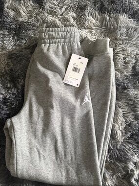 Jordan Kids Gray Fleece Joggers with Jumpman Logo